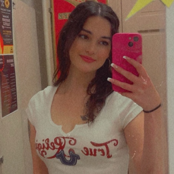 emilybustin